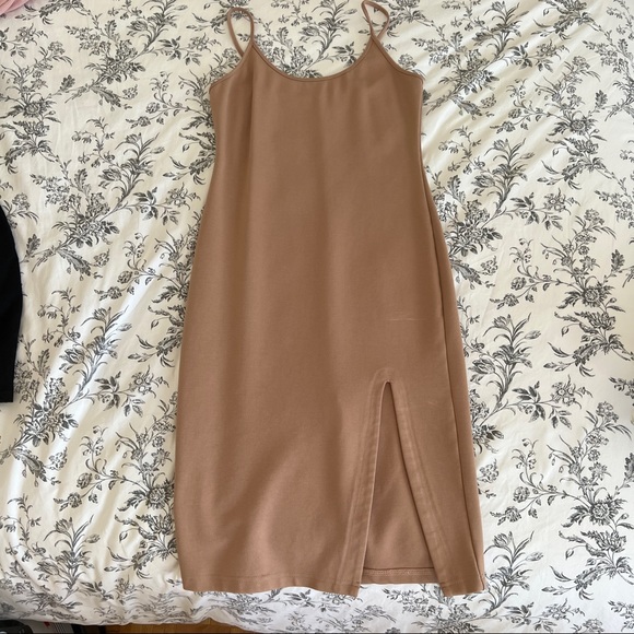 One Piece Body Fitted Dress - Picture 5 of 5